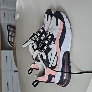 Nike Air max 270 React Black white bleached coral (womens)